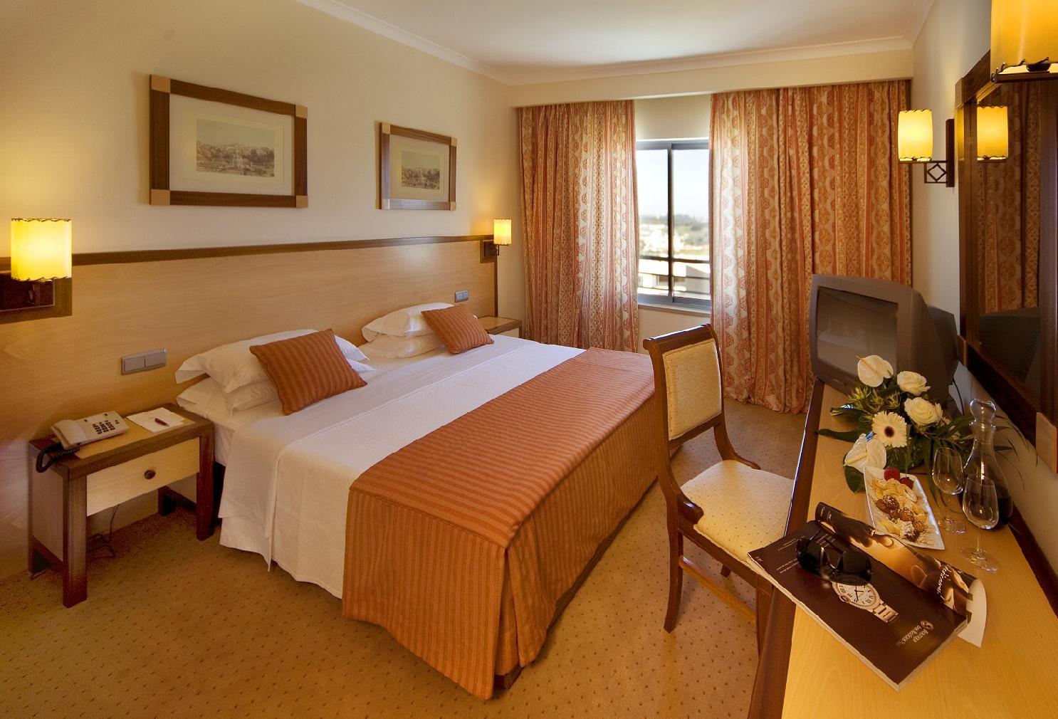 Hotel Real Oeiras Paco de Arcos Exterior photo